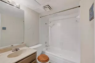 1603 N Garrett Ave, Dallas, TX 75206 - Photo 17