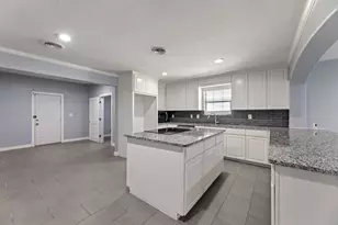 1915 Gaylord Dr, Dallas, TX 75217 - Photo 7