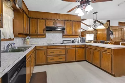 4425 County Road 711, Cleburne, TX 76031 - Photo 9