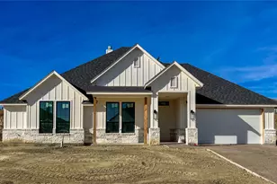 6926 Trail Rock Dr, Benbrook, TX 76126 - Photo 1