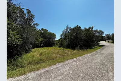 1021 Hopi Court, Granbury, TX 76048 - Photo 13