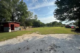 608 Cherokee St, Bellmead, TX 76705 - Photo 3