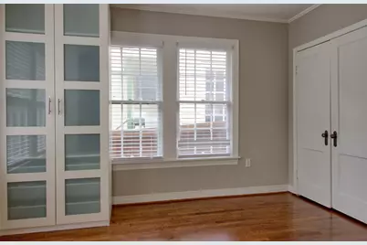 7010 Vivian Avenue, Dallas, TX 75223 - Photo 17