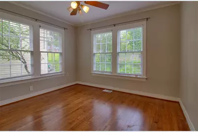 7010 Vivian Avenue, Dallas, TX 75223 - Photo 19