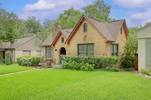 7010 Vivian Ave, Dallas, TX 75223 - Photo 1