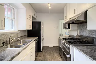 7010 Vivian Avenue, Dallas, TX 75223 - Photo 13