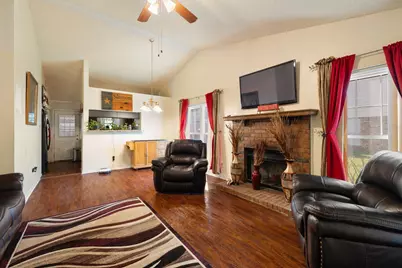 724 Lee Street, Mesquite, TX 75149 - Photo 3