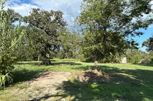 100 N Agnew St, Boyd, TX 76023 - Photo 1