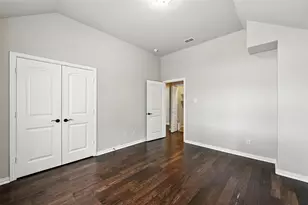 205 Corinna Ct, Hurst, TX 76053 - Photo 15