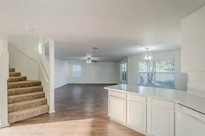 10408 Wood Leaf Court, Fort Worth, TX 76244 - Photo 5