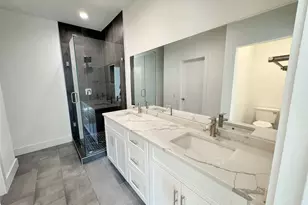 1931 N Prairie Ave, Dallas, TX 75204 - Photo 15