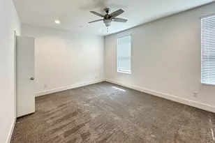 1931 N Prairie Ave, Dallas, TX 75204 - Photo 13