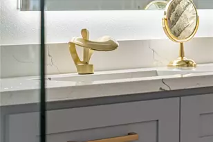 605 Archer Ave, Cockrell Hill, TX 75211 - Photo 25