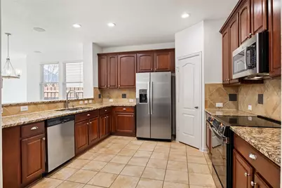 498 Jefferson Lane, Lake Dallas, TX 75065 - Photo 11