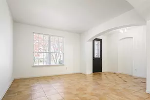 498 Jefferson Ln, Lake Dallas, TX 75065 - Photo 3