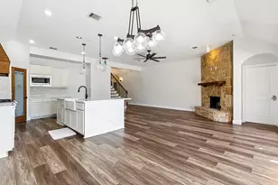 3012 Waterglen Dr, Fort Worth, TX 76244 - Photo 7