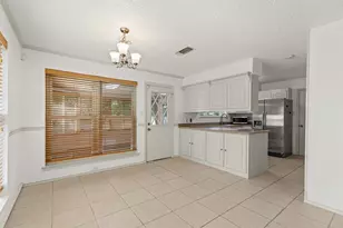 1013 Mockingbird Dr, Grapevine, TX 76051 - Photo 13