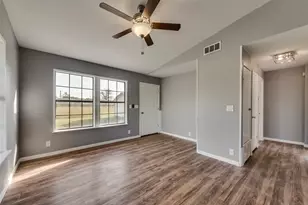 109 Kelly Ln, Seven Points, TX 75143 - Photo 9