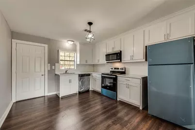 109 Kelly Lane, Seven Points, TX 75143 - Photo 13