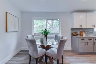 9962 Larchbrook Dr, Dallas, TX 75238 - Photo 15