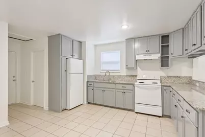 1120 Holt Avenue, Waco, TX 76706 - Photo 11