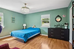 1001 Livingston Dr, Hurst, TX 76053 - Photo 13