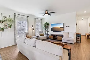 948 Brock Dr, Aubrey, TX 76227 - Photo 3