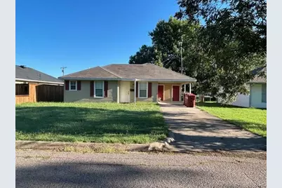 1220 S 6th Street, Bonham, TX 75418 - Photo 1