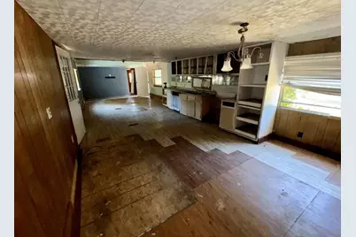 1623 Lands End Street, Granbury, TX 76048 - Photo 3