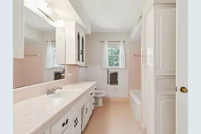 11130 Wonderland Trail, Dallas, TX 75229 - Photo 17