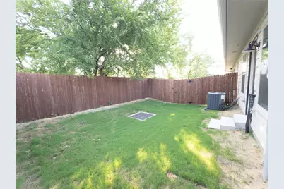 245 Honor Code Place, Granbury, TX 76049 - Photo 17