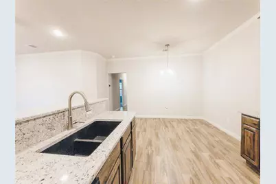 245 Honor Code Place, Granbury, TX 76049 - Photo 7