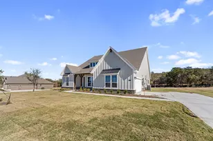 136 Oak Grv Wy, Springtown, TX 76082 - Photo 5