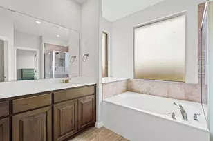 1104 Dublin Dr, Cleburne, TX 76033 - Photo 27