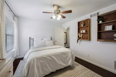 9910 Royal Lane #702, Dallas, TX 75231 - Photo 15