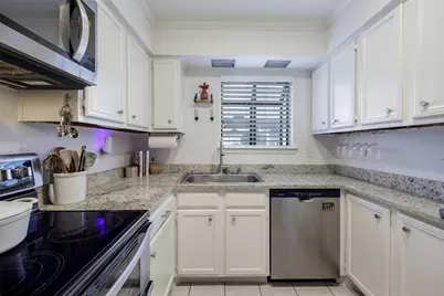 9910 Royal Lane #702, Dallas, TX 75231 - Photo 7