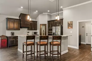 4905 Frio Dr, Granbury, TX 76048 - Photo 3