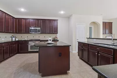 6207 Weaver Drive, Arlington, TX 76001 - Photo 11