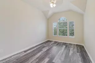 6207 Weaver Dr, Arlington, TX 76001 - Photo 29