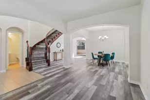 6207 Weaver Dr, Arlington, TX 76001 - Photo 3