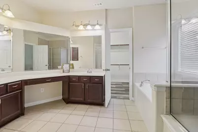 6207 Weaver Drive, Arlington, TX 76001 - Photo 19