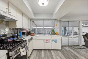 3601 Chime St, Irving, TX 75062 - Photo 9