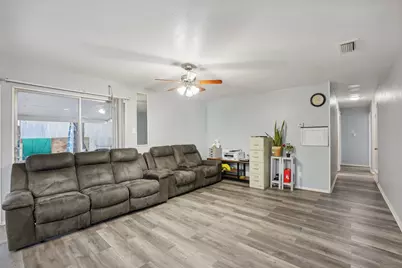 3601 Chime Street, Irving, TX 75062 - Photo 3