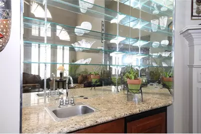 9128 Oleander Way, Irving, TX 75063 - Photo 5