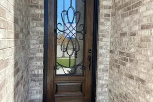 410 Aldred St, Greenville, TX 75401 - Photo 3