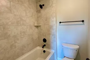 410 Aldred St, Greenville, TX 75401 - Photo 29