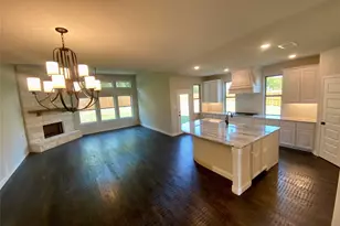 410 Aldred St, Greenville, TX 75401 - Photo 17