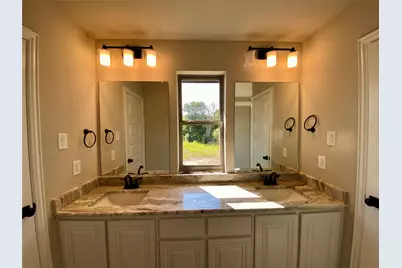 410 Aldred Street, Greenville, TX 75401 - Photo 27