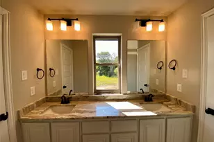 410 Aldred St, Greenville, TX 75401 - Photo 27