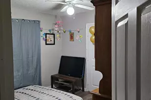 914 Ronald St, White Settlement, TX 76108 - Photo 7